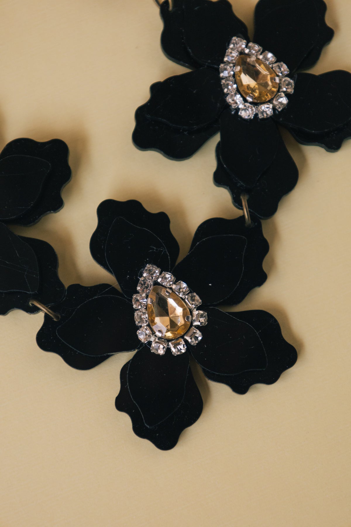 Collar Belice Negro